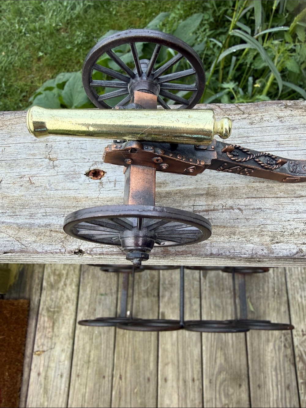 Vintage-Style Brass & Bronze Cannon Table Accent - Brown & Gold 1857 replica